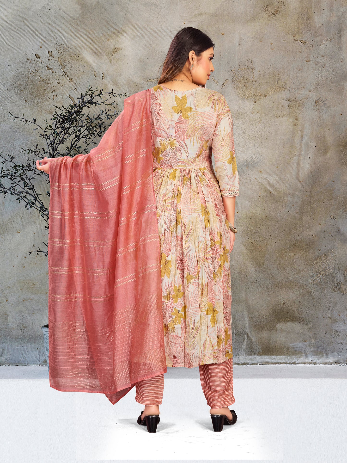 Anarakli Women Kurta With Pant &amp; Dupatta set So Beautiful Embroidery Work Perfect Fit And Party &nbsp;&amp; Casual Wear