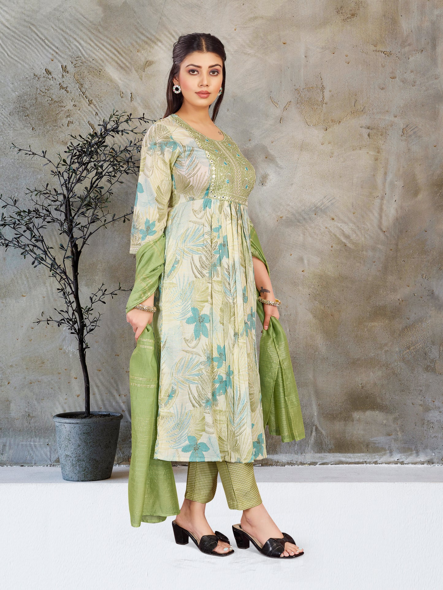 Anarakli Women Kurta With Pant & Dupatta set So Beautiful Embroidery Work Perfect Fit And Party  & Casual Wear