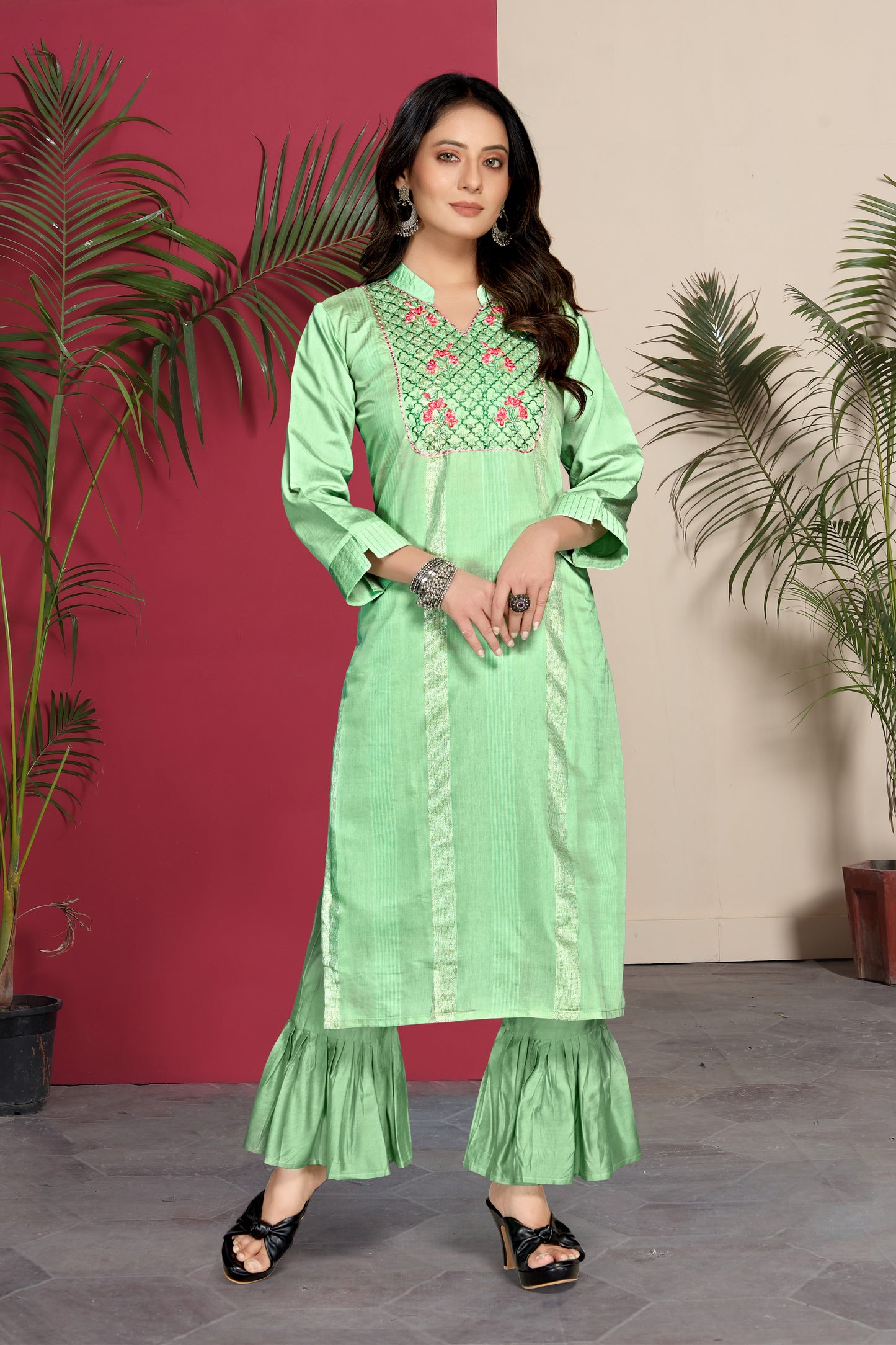 Women's Fabric Silk Embroidery Kurta Set Printed Heavy Kurti with Pants and