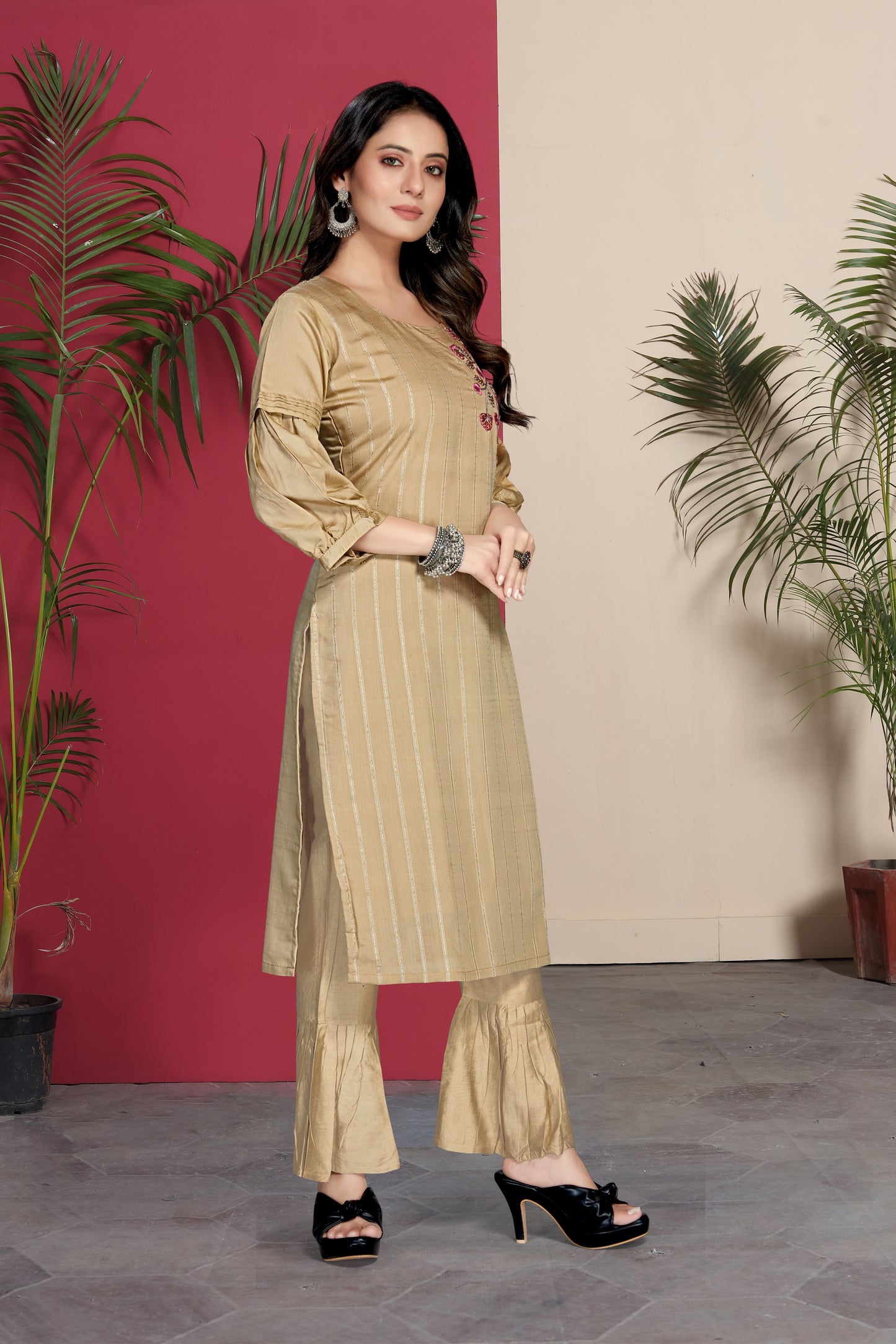 Women's Fabric Silk Embroidery Kurta Set Printed Heavy Kurti with Pants and